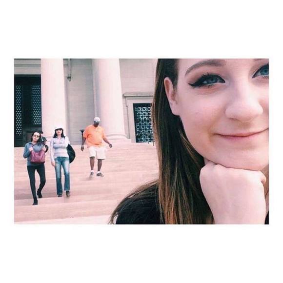 Meet your Posher, Cailin - Picture 1 of 1